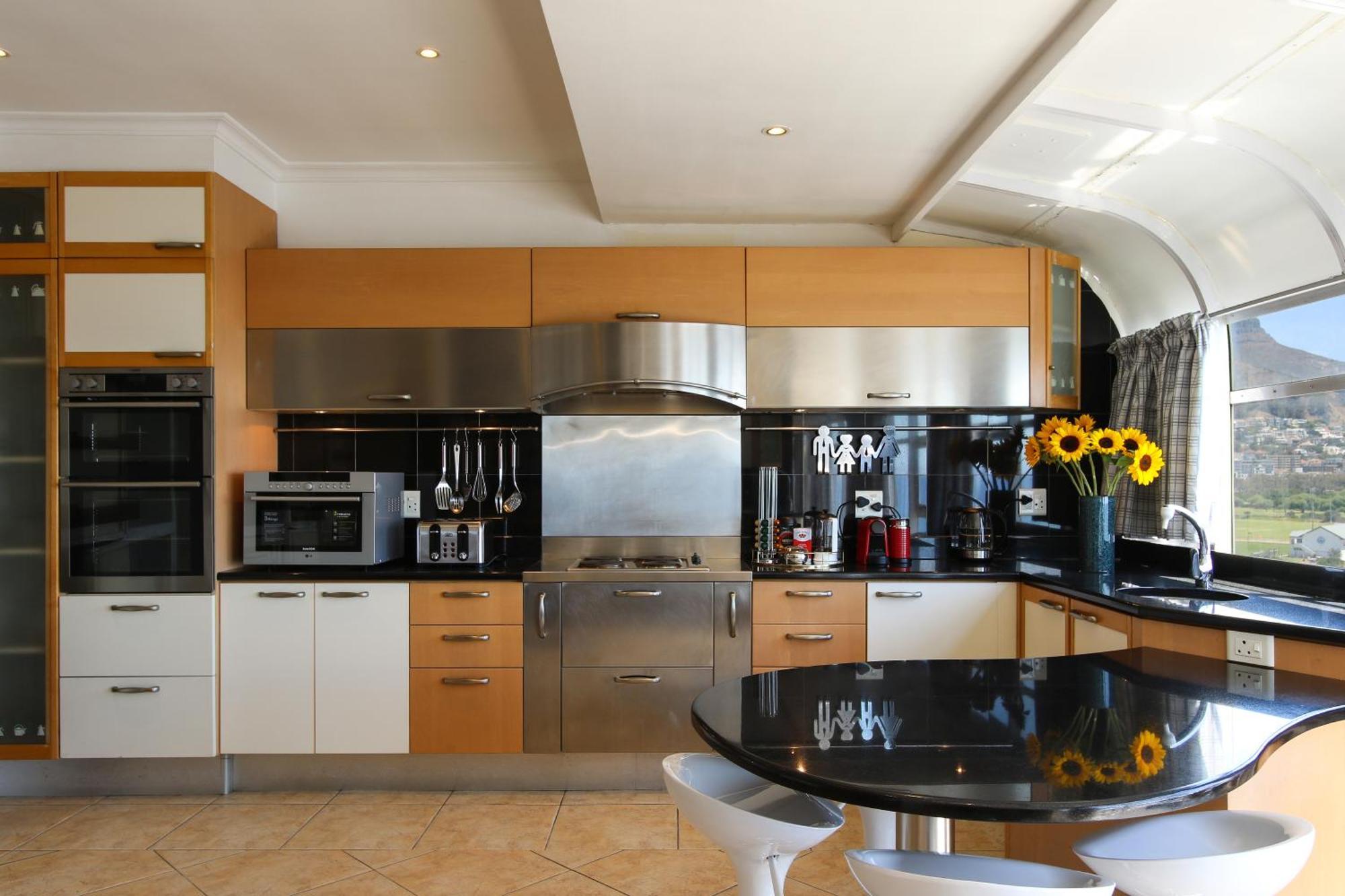 Ocean View - Penthouse Apartment *