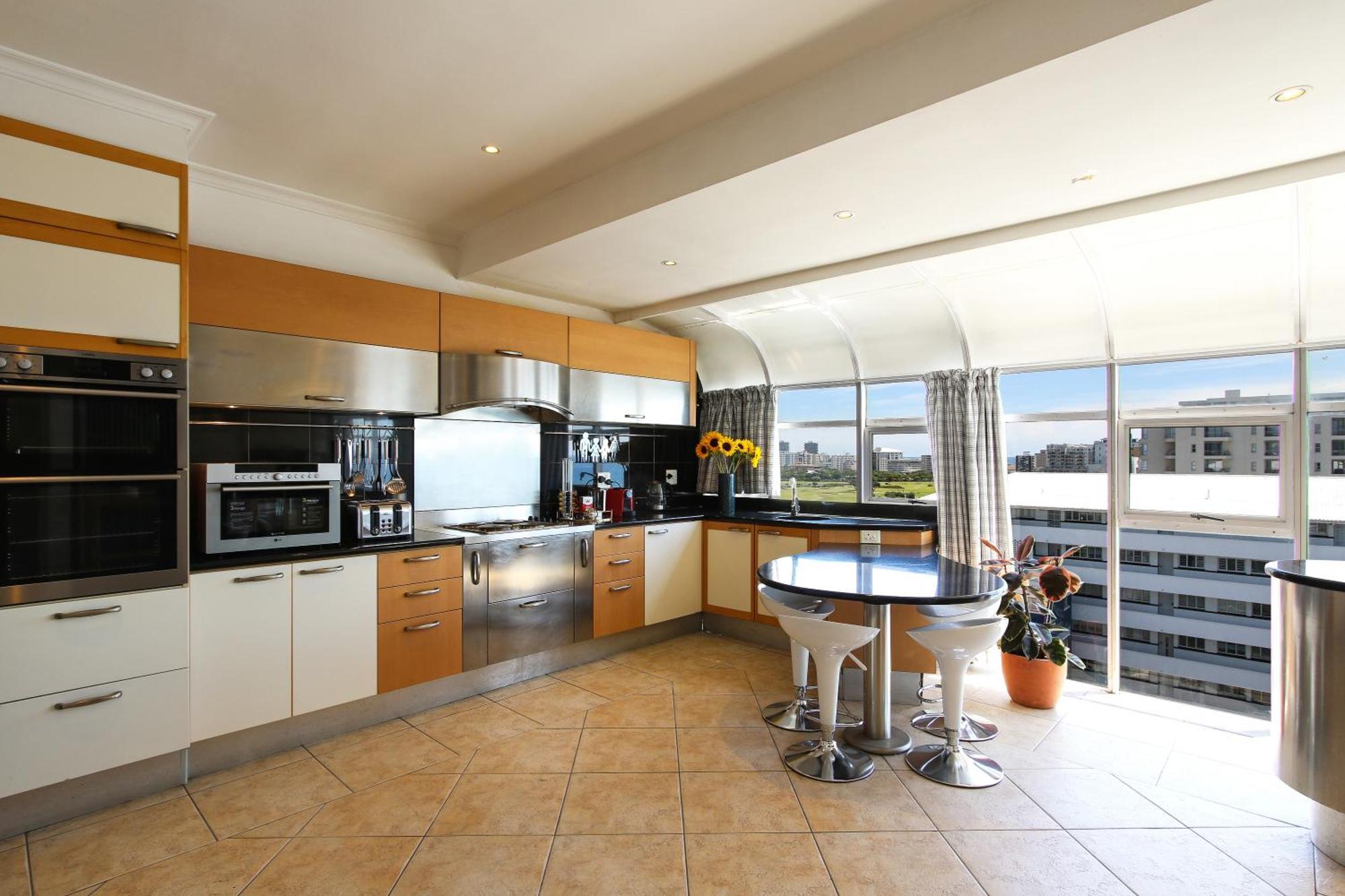 Ocean View - Penthouse Apartment